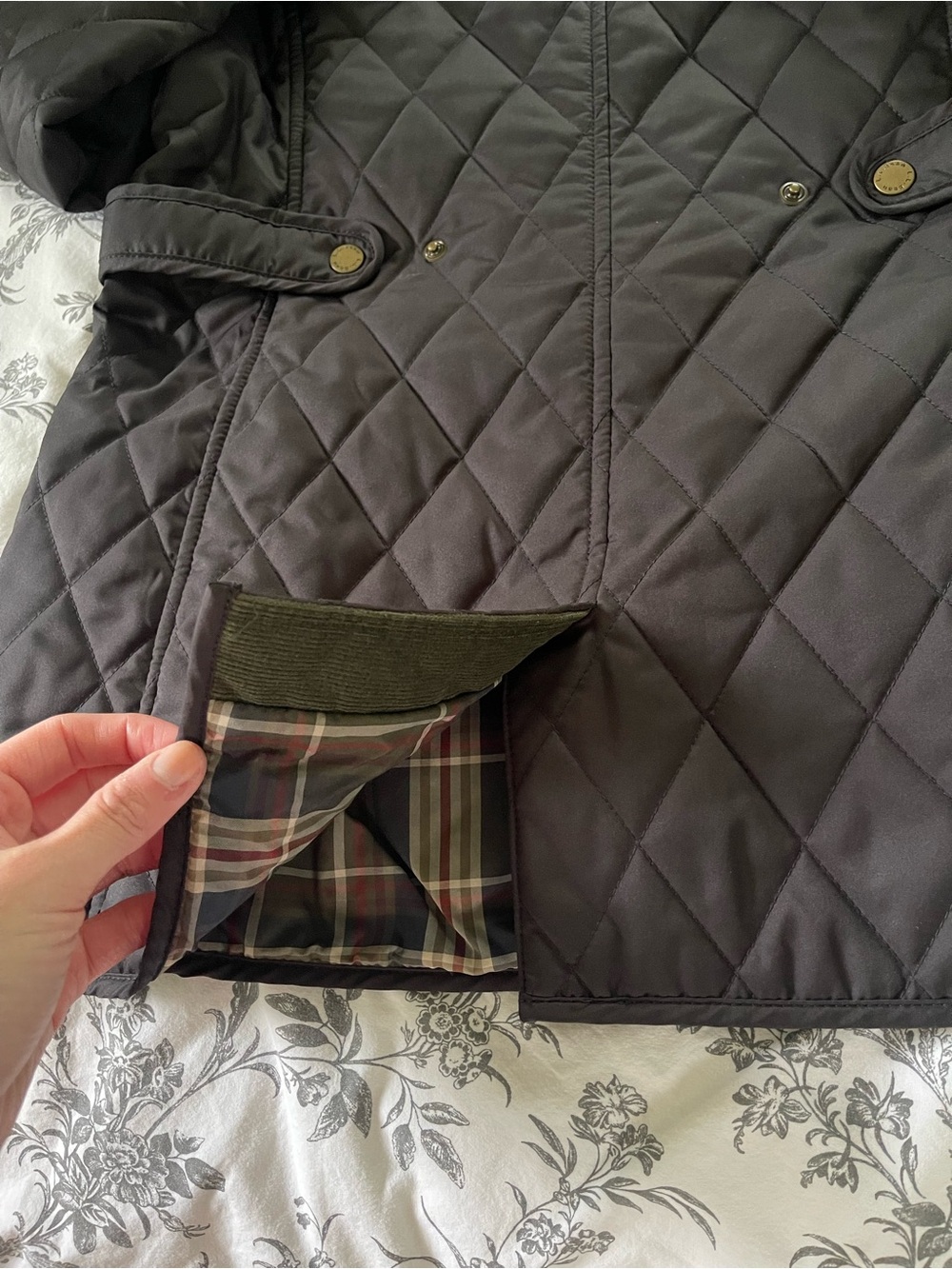 L.L. Bean Black Quilted Jacket - Picture 11 of 11
